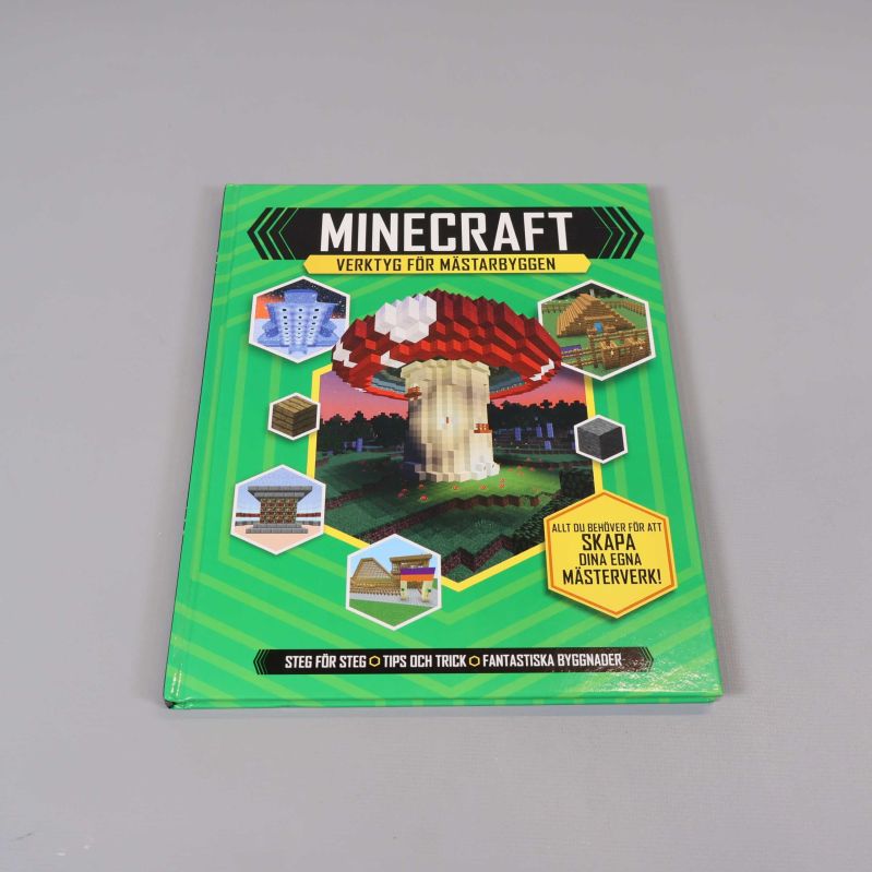 Framsidan av boken Minecraft verktyg för mästarbyggen i grönt omslag