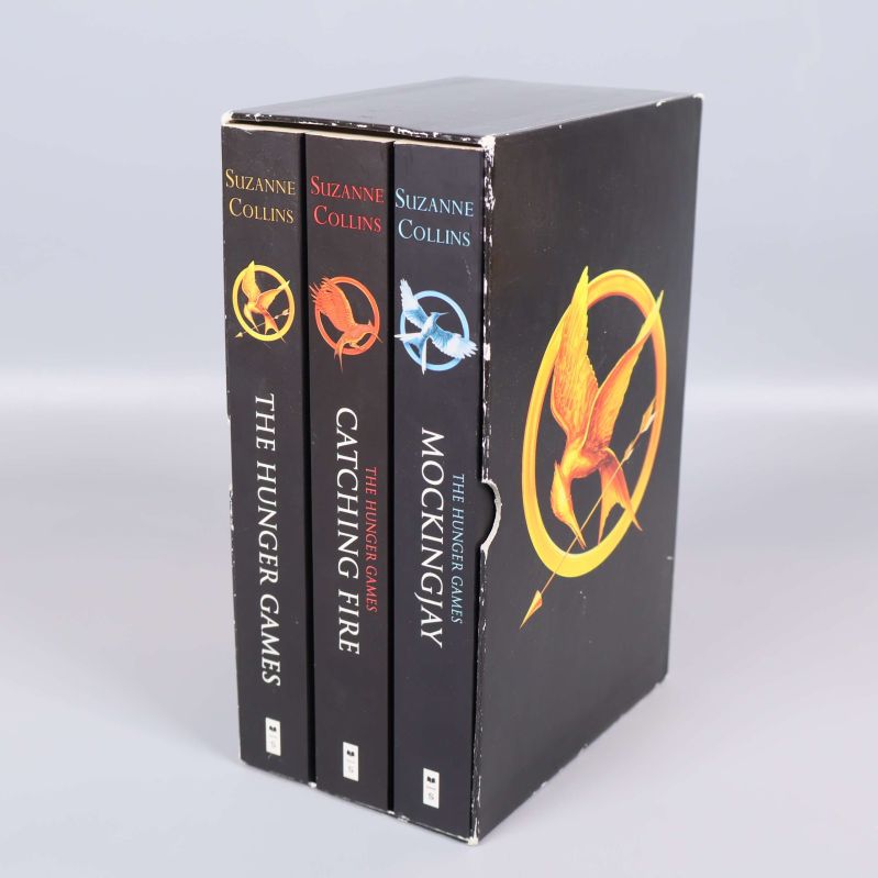 Tre böcker i box: The Hunger Games, Catching Fire och Mockingjay