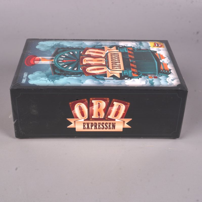 Sidan av Ord Expressen med logotyp och tågmotiv