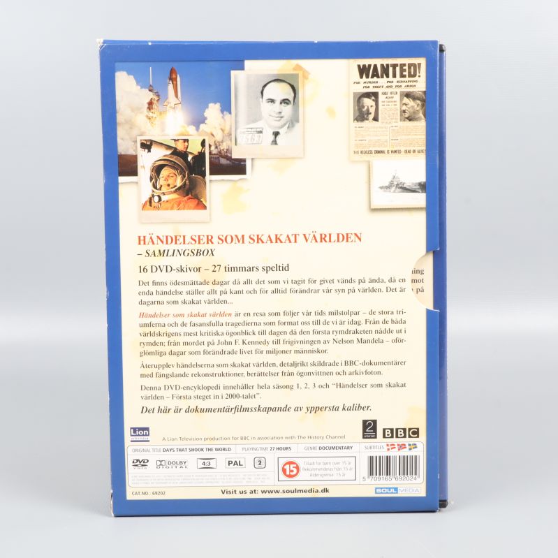 Baksidan av DVD-box med information om innehållet
