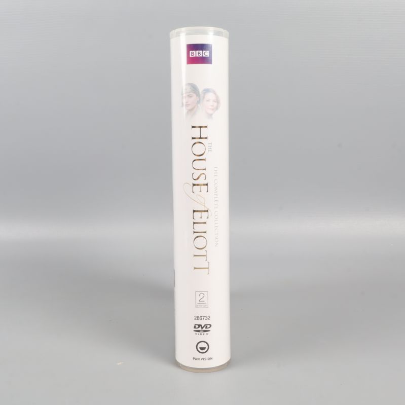 Smal sida av DVD-box med titel och logotyp