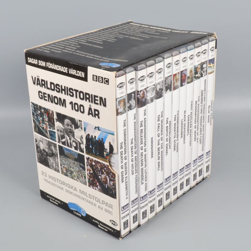 DVD-box och tolv fodral till Världshistorien genom 100 år