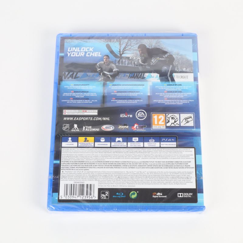 Baksidan av NHL 20 PlayStation 4 med spelinformation och bilder