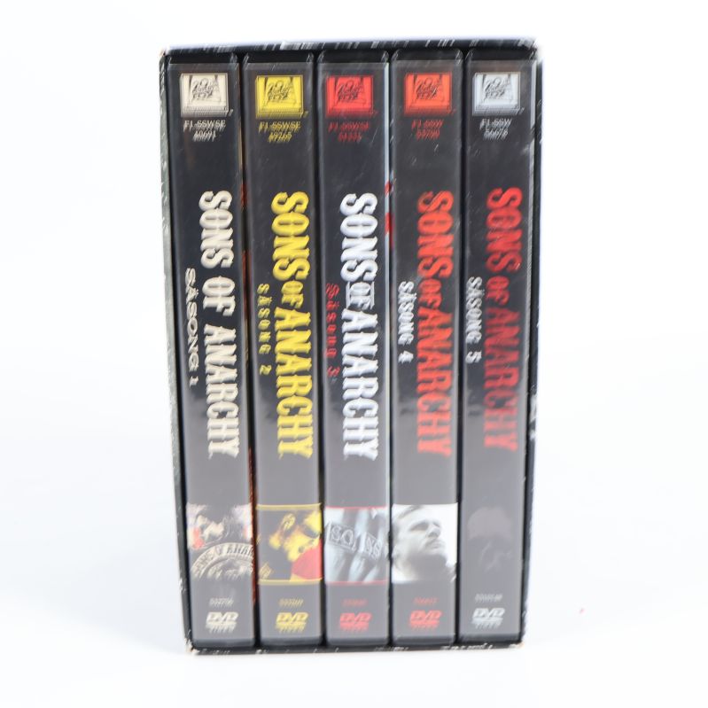 Sons of Anarchy DVD-fodral uppradade i boxen från sidan