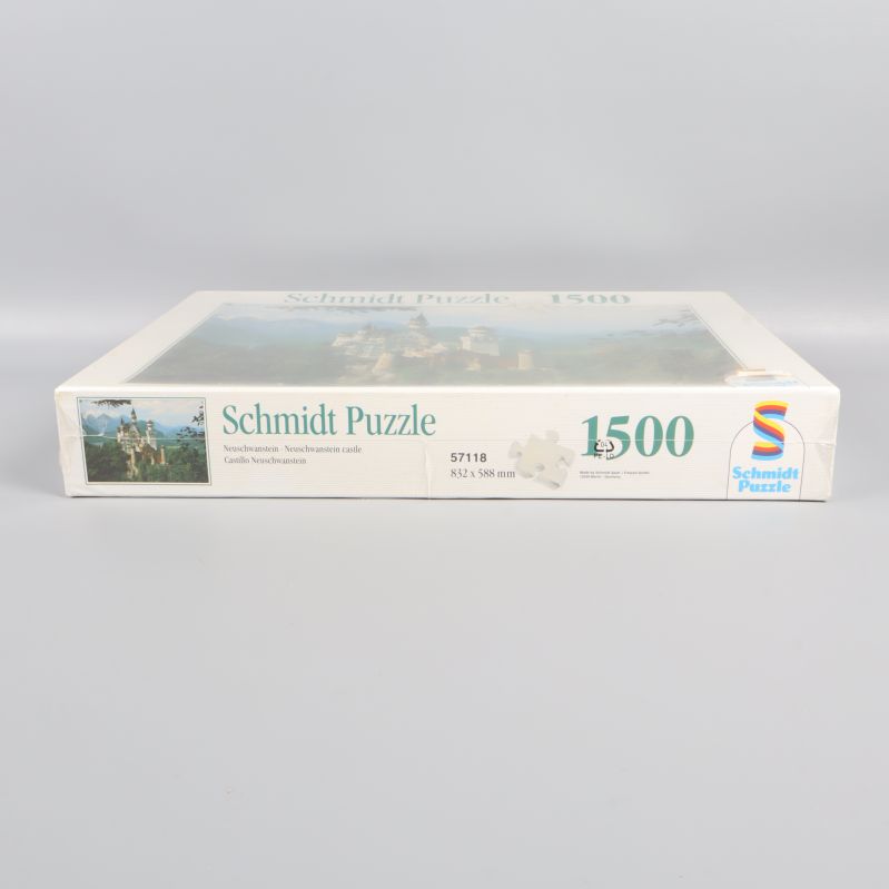 Sidovy av pussellåda med Schmidt Puzzle och 1500 bitar
