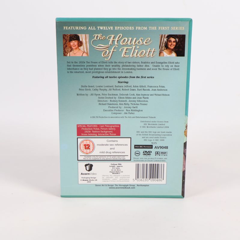Baksida av The House of Eliott DVD-box med beskrivning