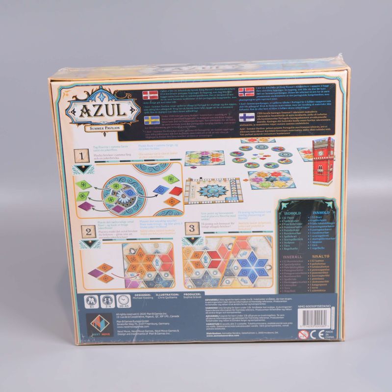 Baksidan av Azul Summer Pavilion brädspel med bilder och instruktioner