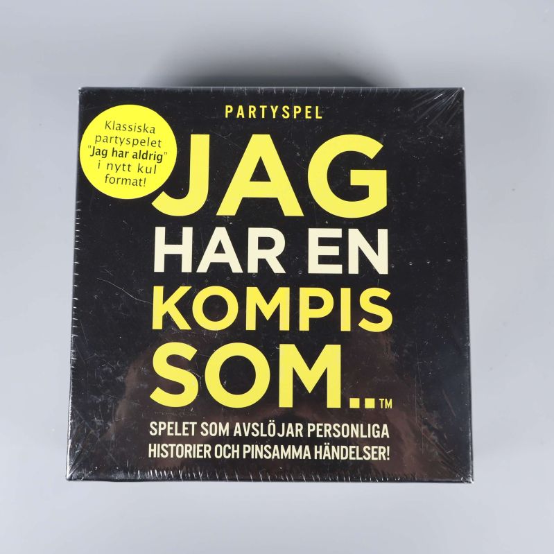 Framsida på svart och gul spelbox med titeln Jag har en kompis som