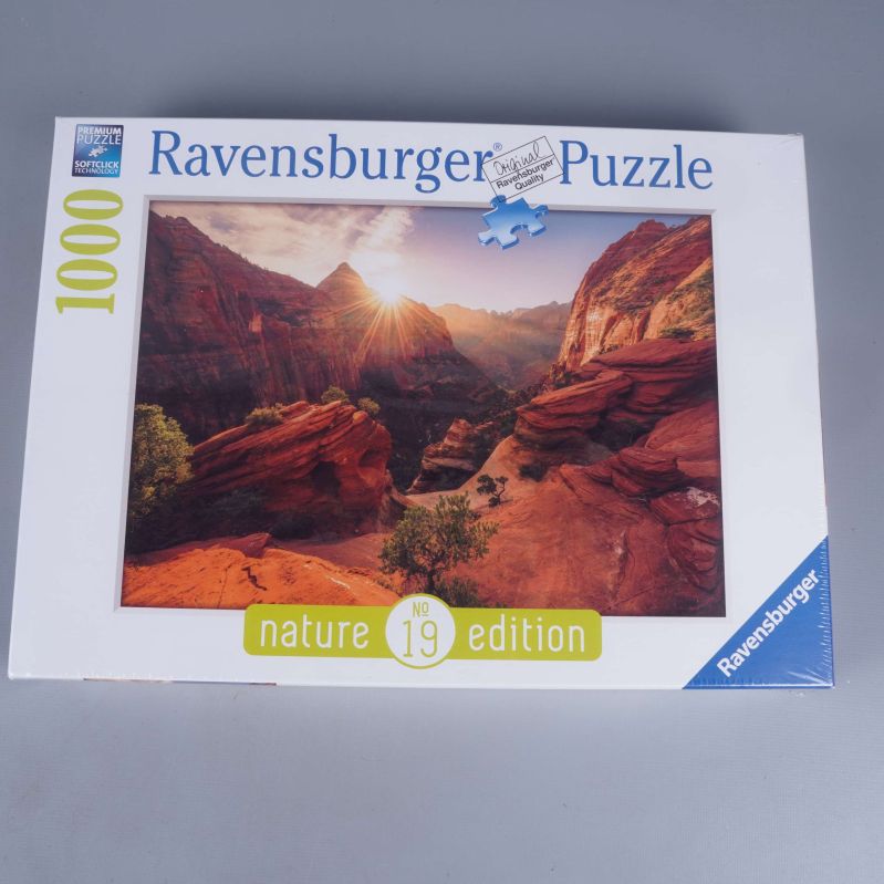 Framsidan på Ravensburger pusselkartong med naturmotiv och 1000 bitar