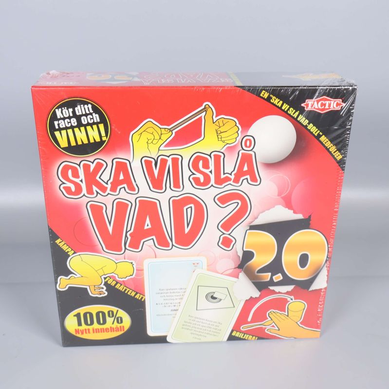 Framsidan av sällskapsspelet Ska vi slå vad? 2.0