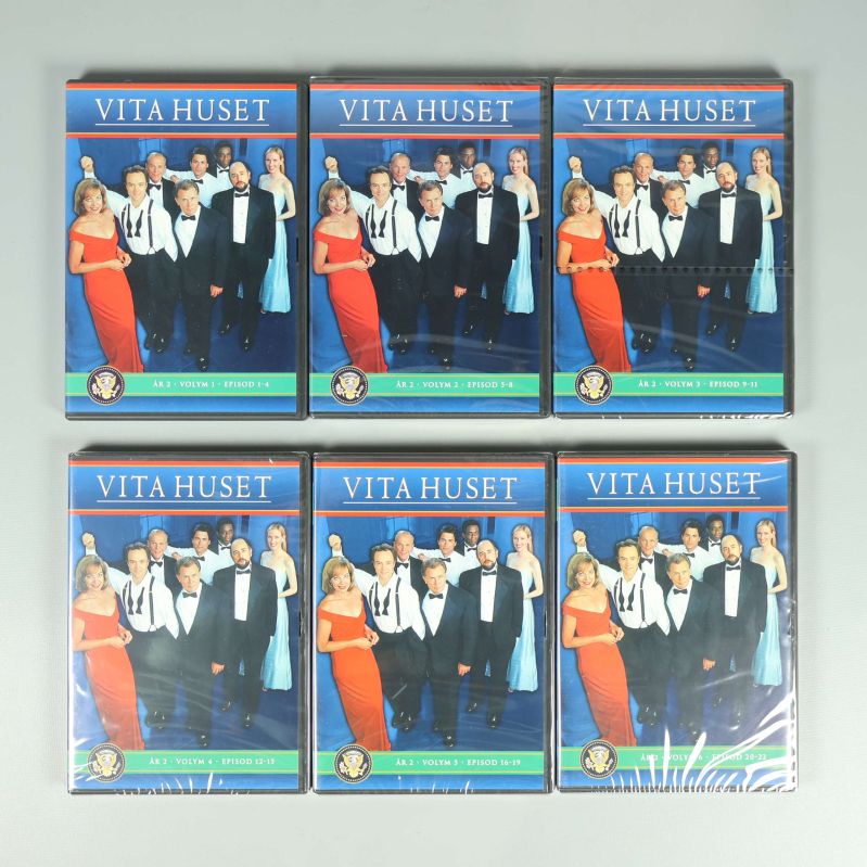 Sex separata DVD-fodral till Vita huset visas ovanifrån