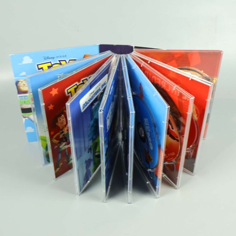 DVD-box öppen med flera filmfodral synliga