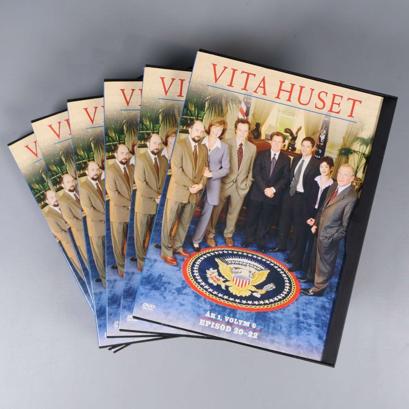 Fem DVD-fodral med omslag från Vita huset