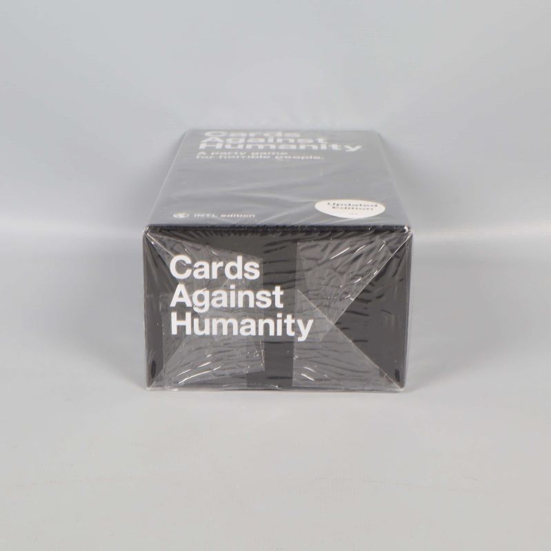 Undersidan på Cards Against Humanity svart spelask