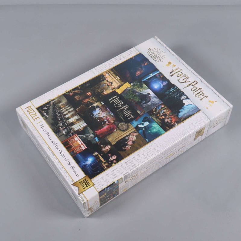 Harry Potter-pussel i originalförpackning i sned vinkel