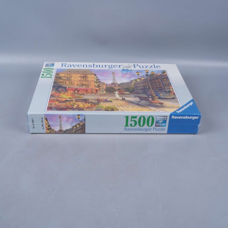 Långsida av pusselbox med Ravensburger och bitantal