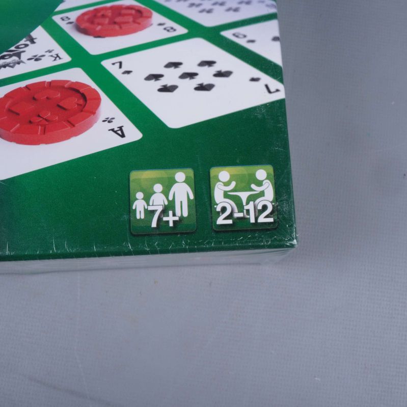 Närbild visar ålder och antal spelare för Sequence