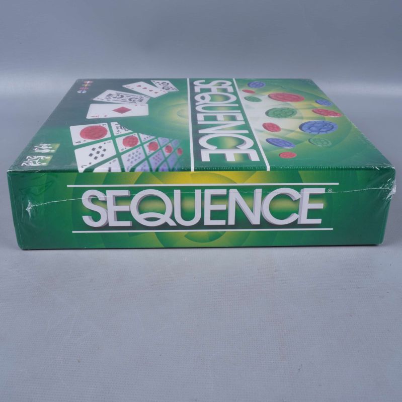 Sequence-spel låda liggande sidovy