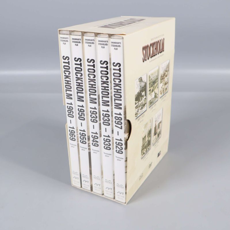 DVD-boxen Stockholm århundradets film med fem volymer synliga
