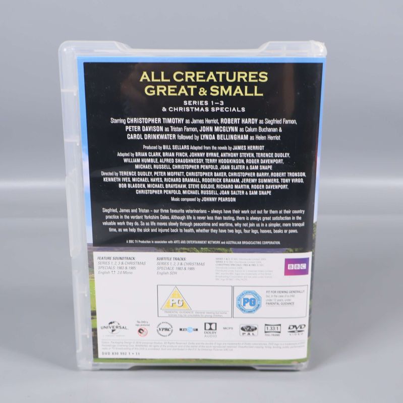 Baksida av DVD-boxen med information och medverkande