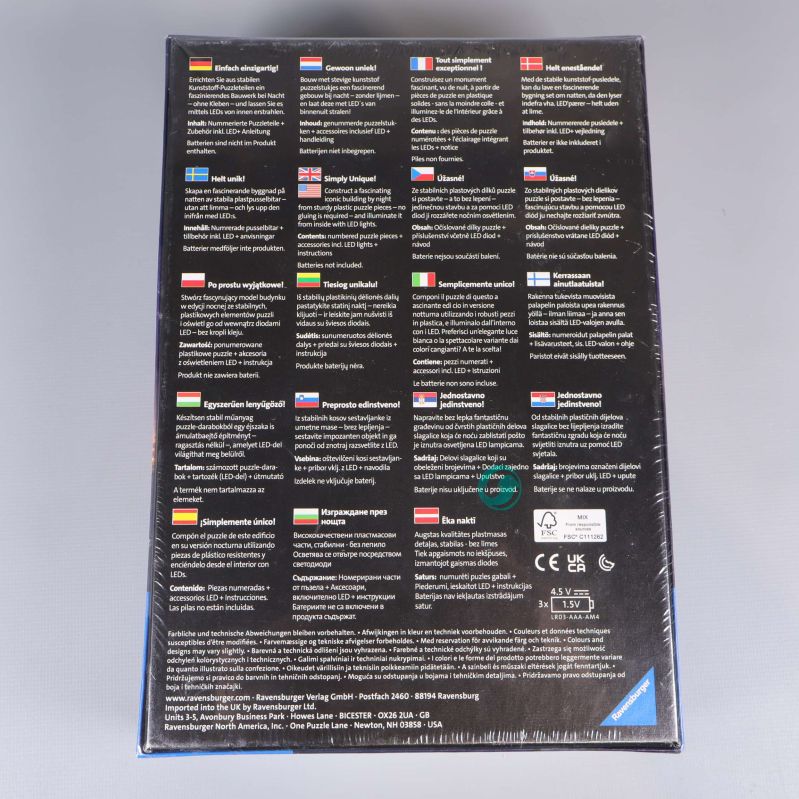 Baksidan av förpackningen med beskrivning på flera språk