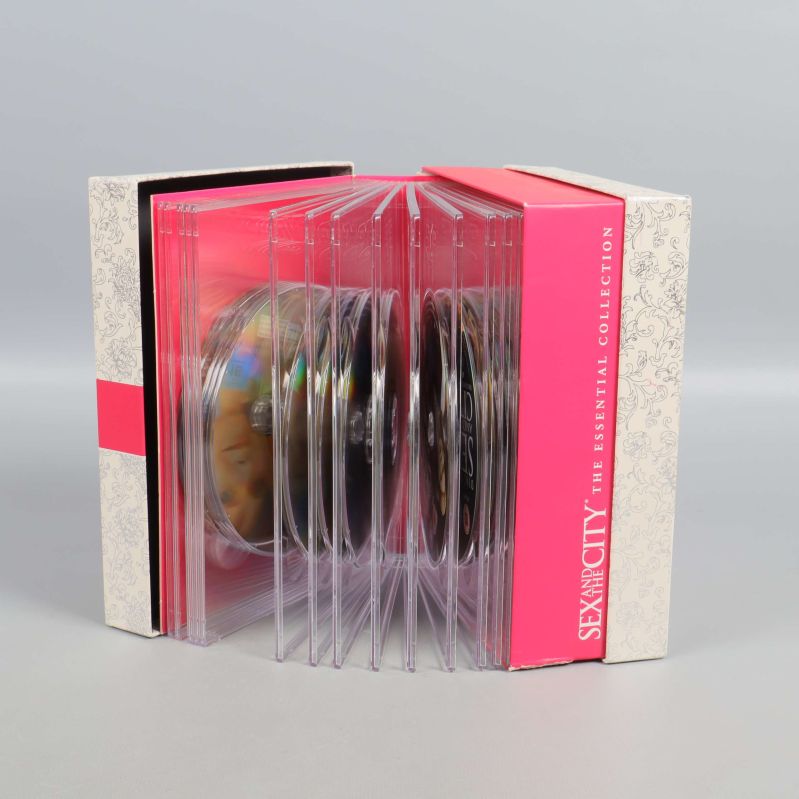 Sex and the City box öppnad med synliga skivor