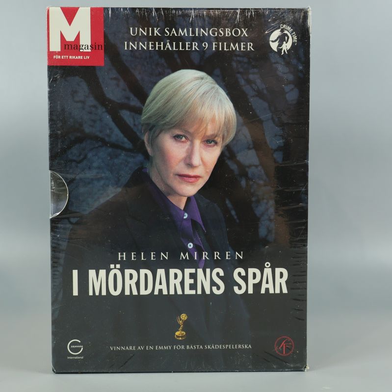 Framsida av förseglad dvd-box I mördarens spår, visa 9 filmer