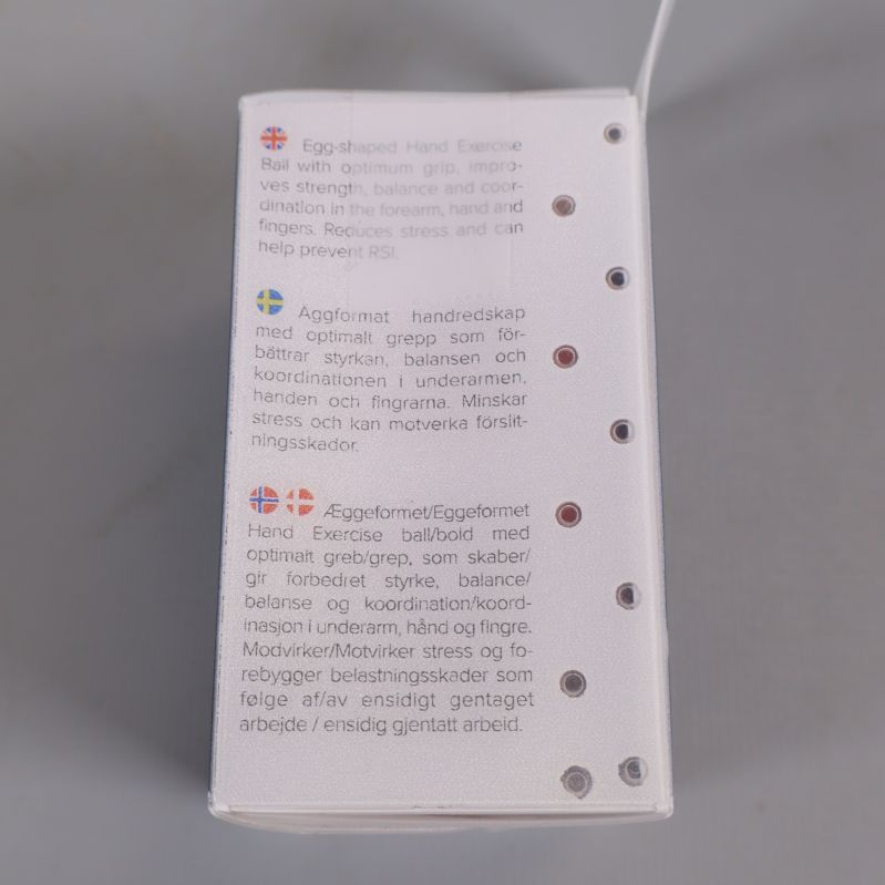 Förpackning med beskrivning på flera språk inklusive svenska