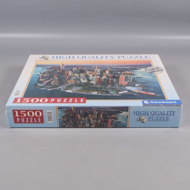 Sidan av Clementoni New York-pussel visar 1500 bitar