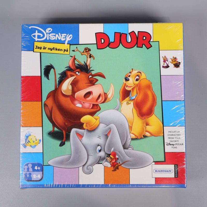 Framsidan av Disney djur pusselspel med djurkaraktärer
