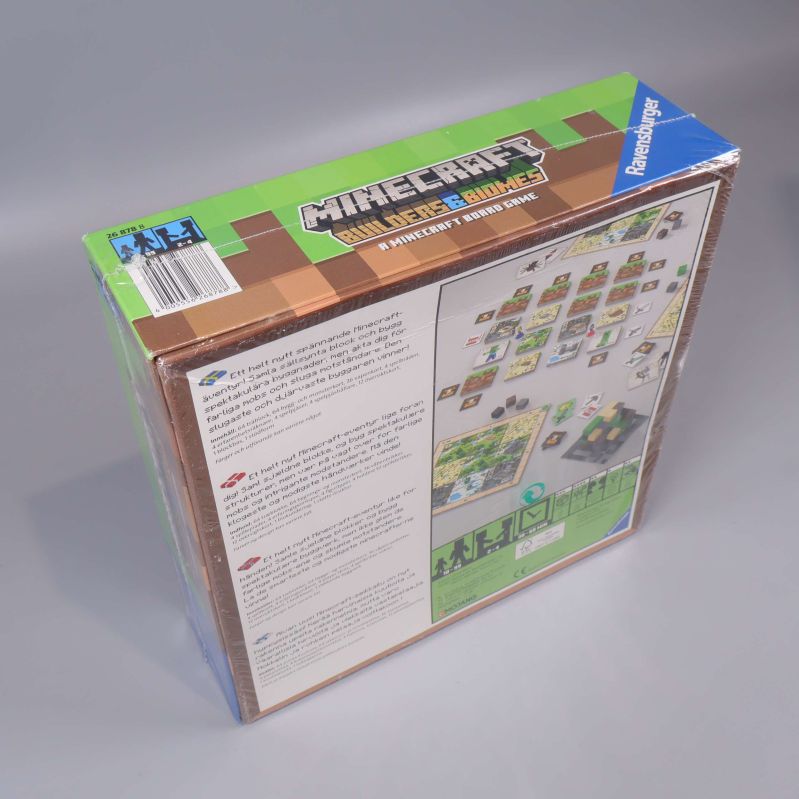 Sned baksida av Minecraft Builders & Biomes spelkartong