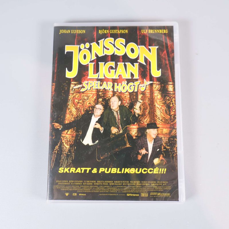 Närbild på framsidan av Jönssonligan spelar högt DVD