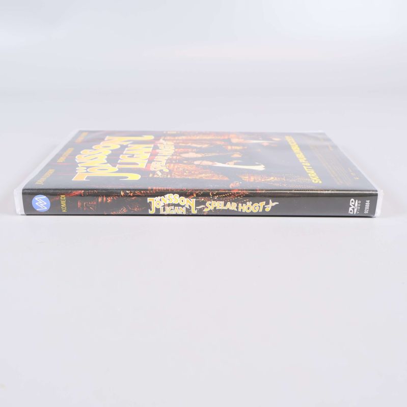 DVD-fodral av Jönssonligan spelar högt sett från sidan