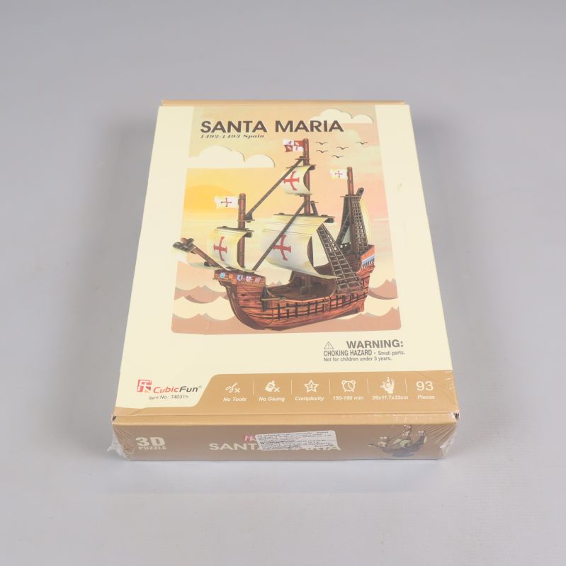 Framsidan av Santa Maria 3D-pussel i kartongförpackning
