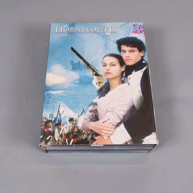 Hornblower DVD-box front med huvudkaraktärer i fokus