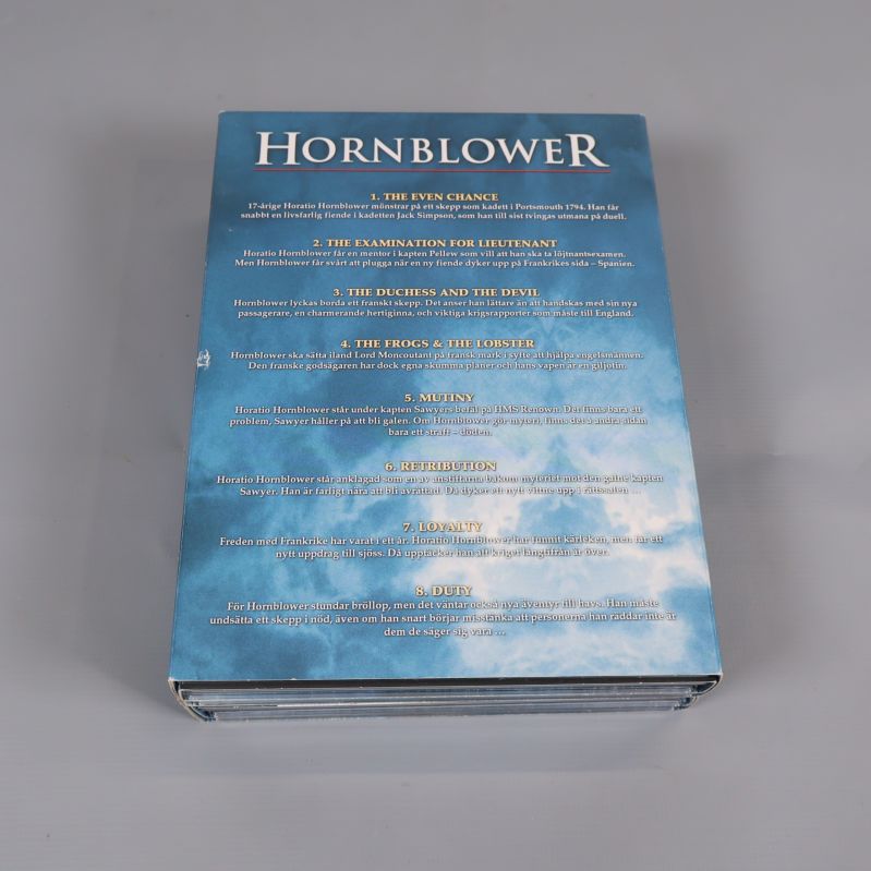 Baksida av Hornblower DVD-box med avsnittslista