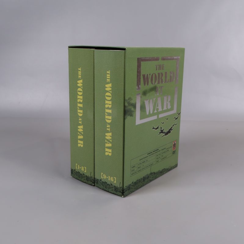 Två DVD-fodral till The World at War boxen