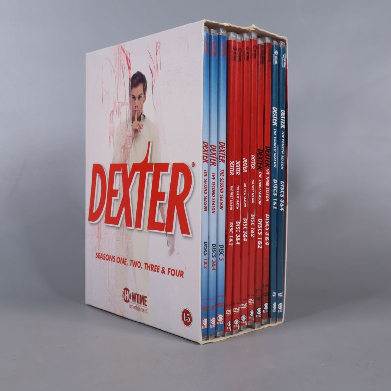 Dexter DVD-box öppen med individuella fodral för varje säsong
