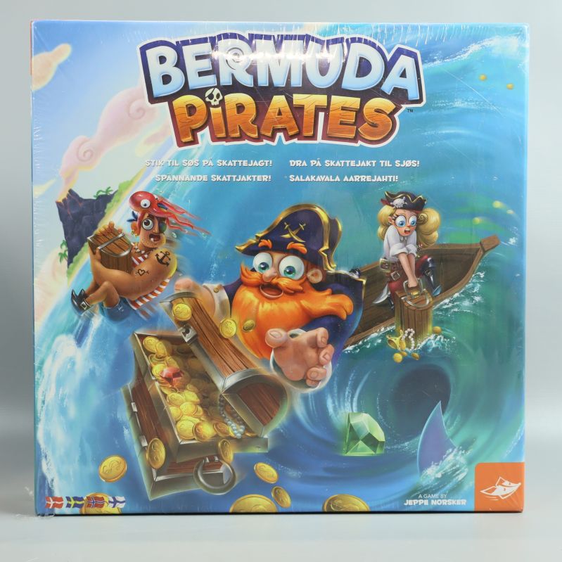 Framsidan av Bermuda Pirates brädspel med färgglad piratillustration