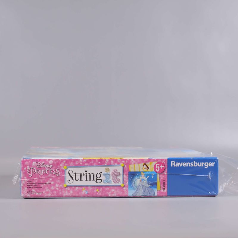 Närbild på sidan av String it Princess pysselset från Ravensburger