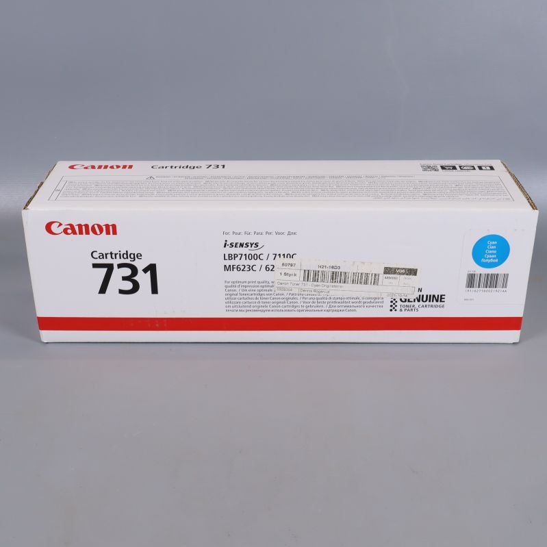 Canon 731 cyan tonerpatron i originalförpackning på vit bakgrund