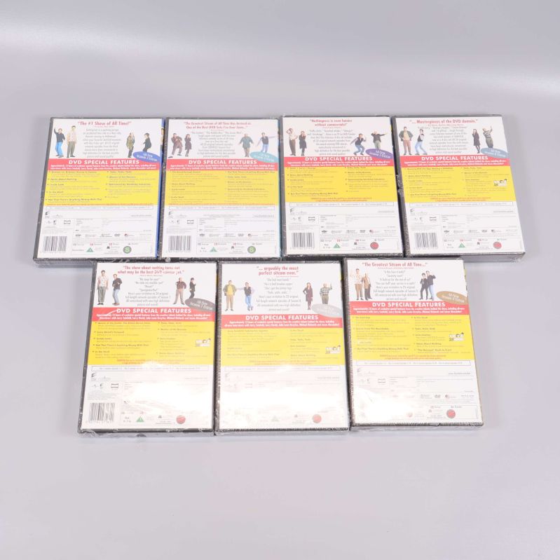 Baksidor av Seinfeld DVD-fodral med text och bilder