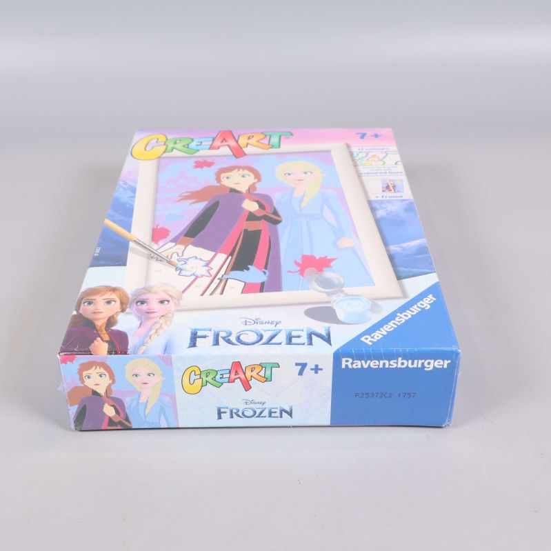 CreArt Frozen-set i liggande vinkel med tydlig logotyp och motiv