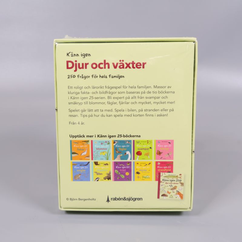 Baksida av frågespelet Känn igen Djur och växter med beskrivning
