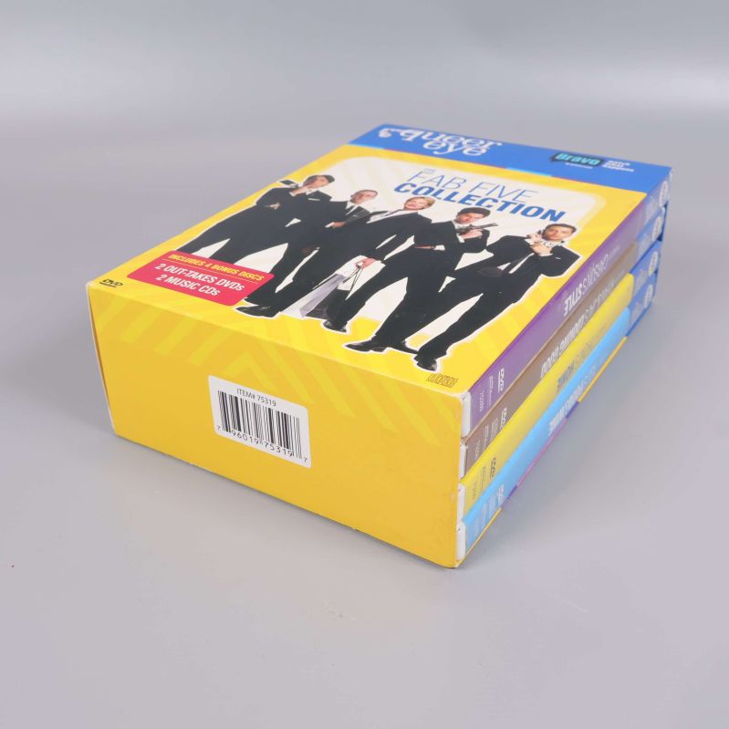 Queer Eye dvd-box liggande med streckkod och sidor