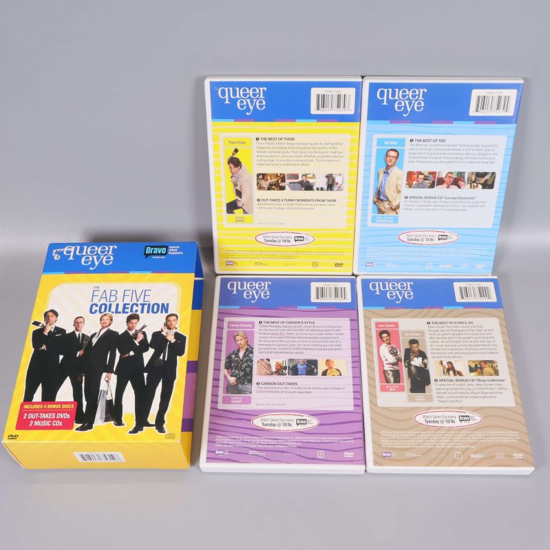Baksidor av alla fyra dvd-fodral ur Queer Eye-boxen