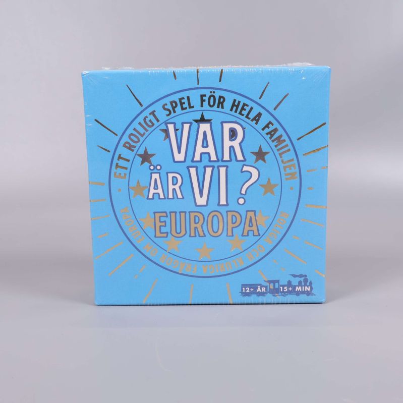 Framifrån av spelet Var är vi? Europa med gulddetaljer
