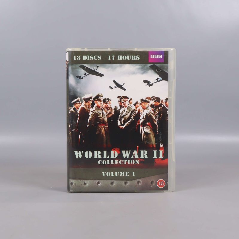 World War II samlarboxens framsida med historiskt motiv och titlar