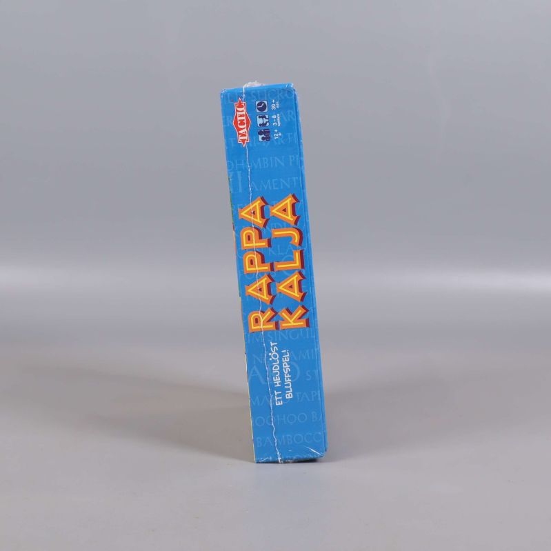 Ryggsida av Rappa Kalja med logotyp och titel
