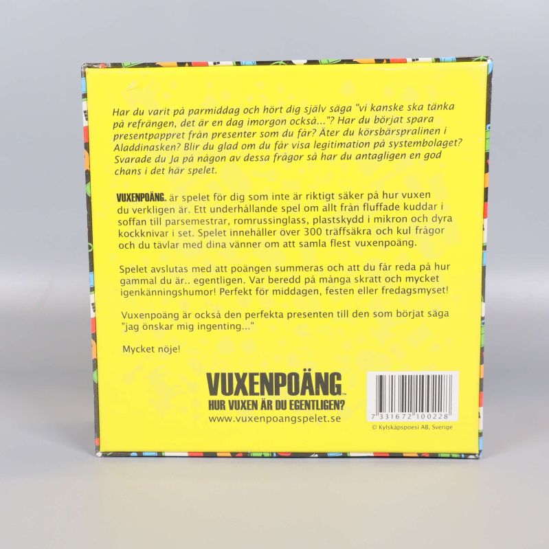 Baksida av spelboxen Vuxenpoäng med spelbeskrivning